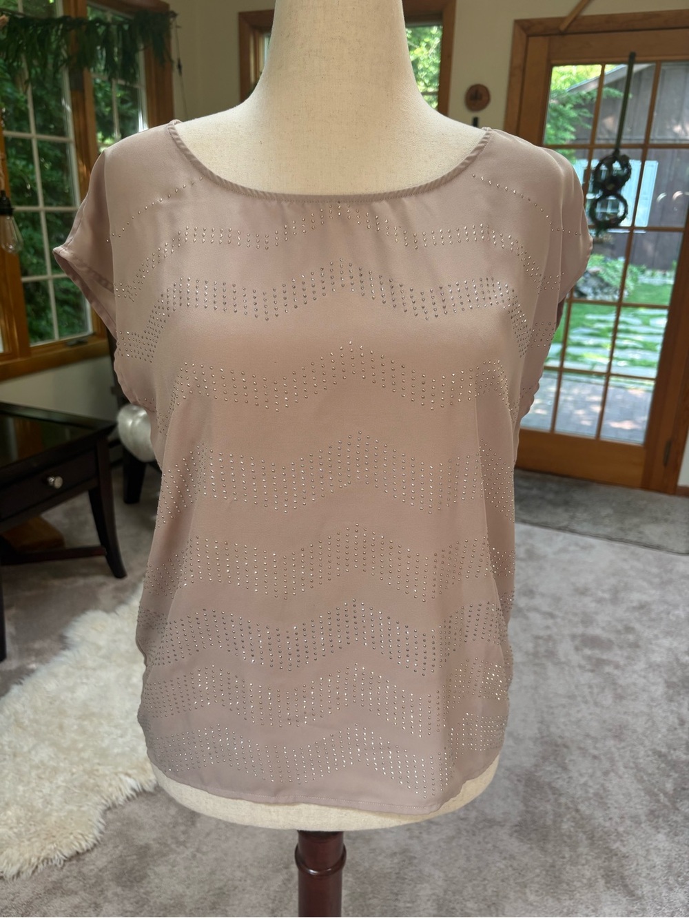 Francesca's Collections Taupe Studded Cap Sleeve Blouse